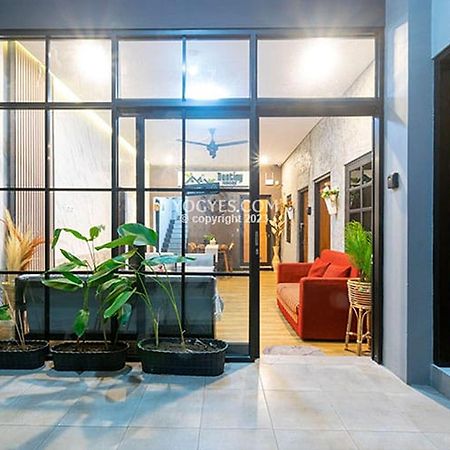 Destiny House Hotel Джокякарта Екстериор снимка
