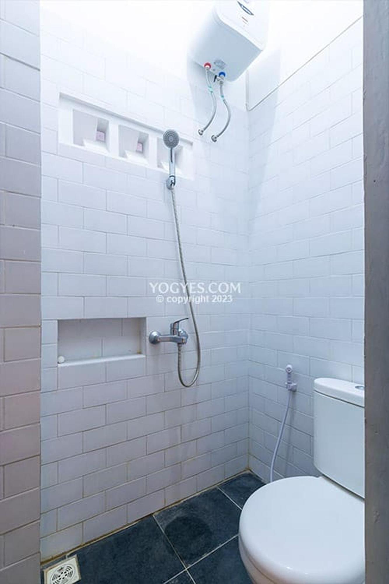 Destiny House Hotel Джокякарта Екстериор снимка